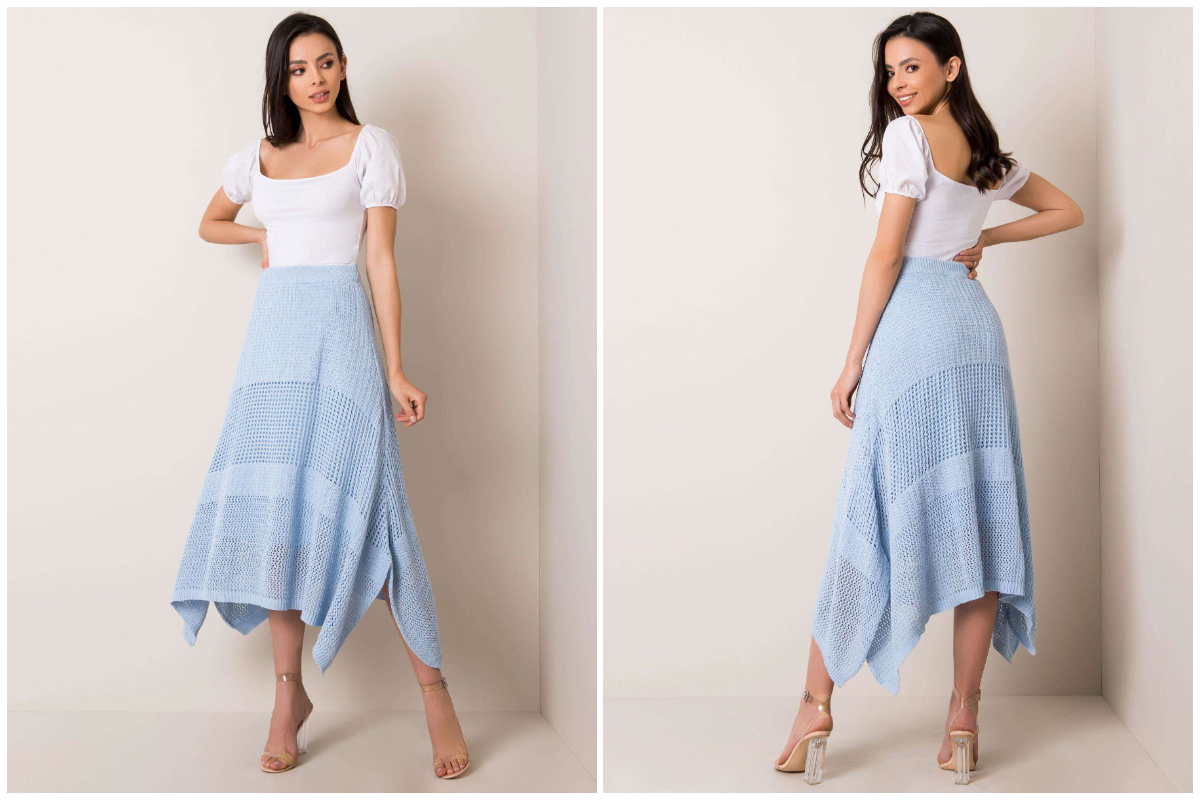 Pastelowe ubrania - jasnoniebieska spódnica z ażurowym zdobieniem 