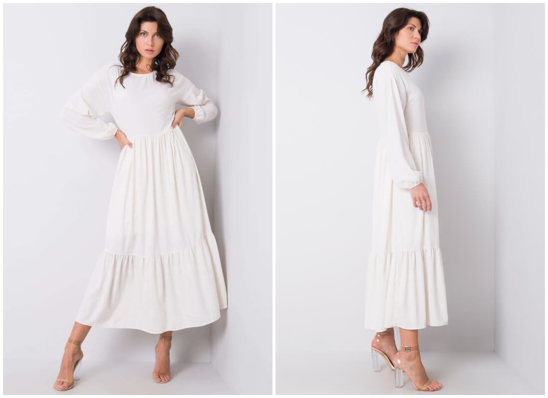Styl empire - biała długa sukienka odcinana pod biustem